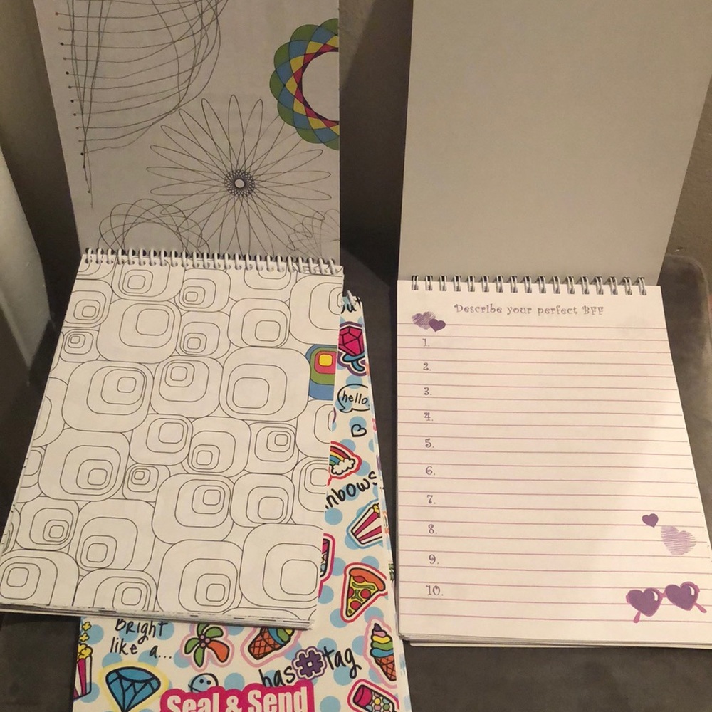 Iscream Activity Notebooks - Picture 3 of 4